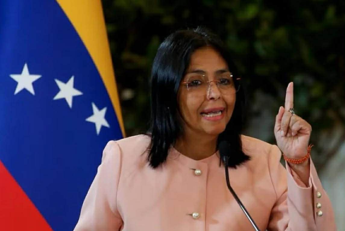 نائب الرئيس الفنزويلي: ما جرى تصعيد خطير وانتهاك للسيادة الوطنية