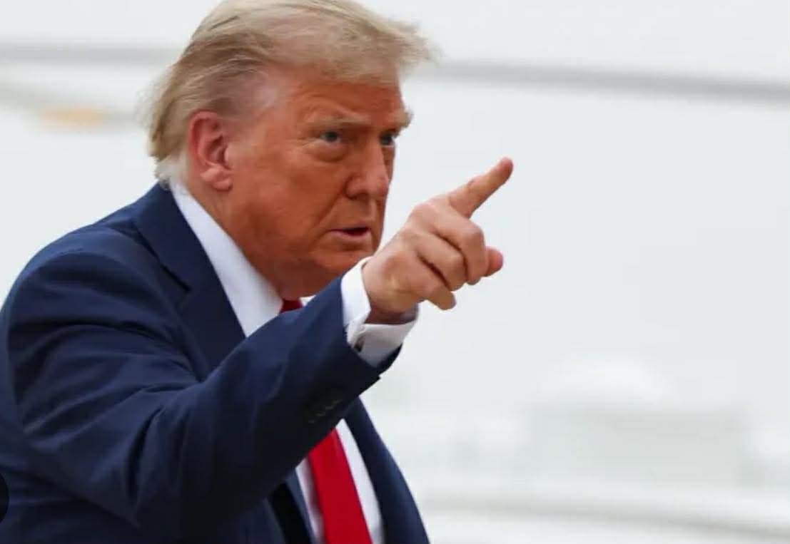 ترامب يهدد بضرب شبكة النفط في ‘خرج’ إذا استمر إغلاق هرمز